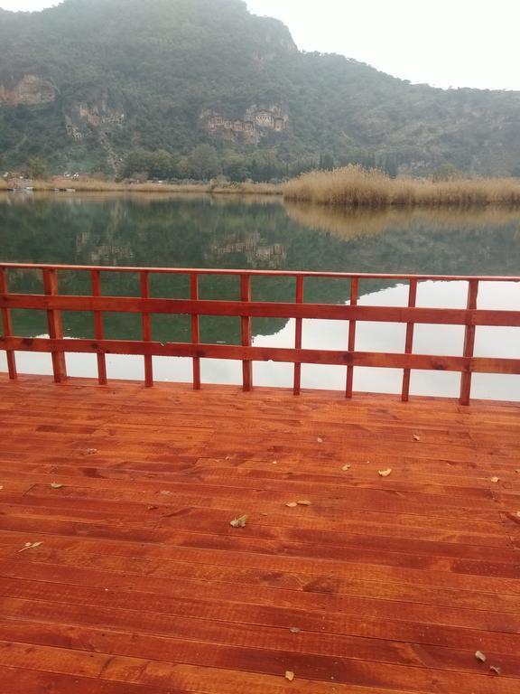 Holiday Hotel Далян Екстериор снимка