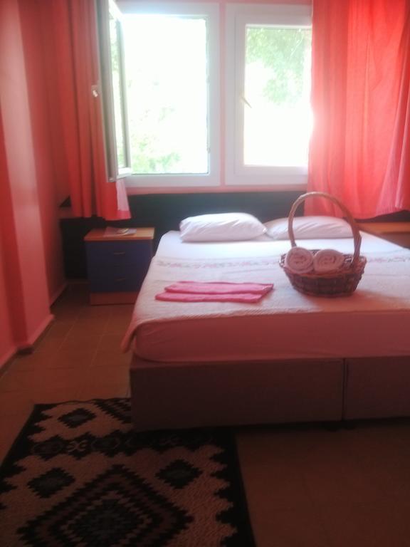 Holiday Hotel Далян Екстериор снимка