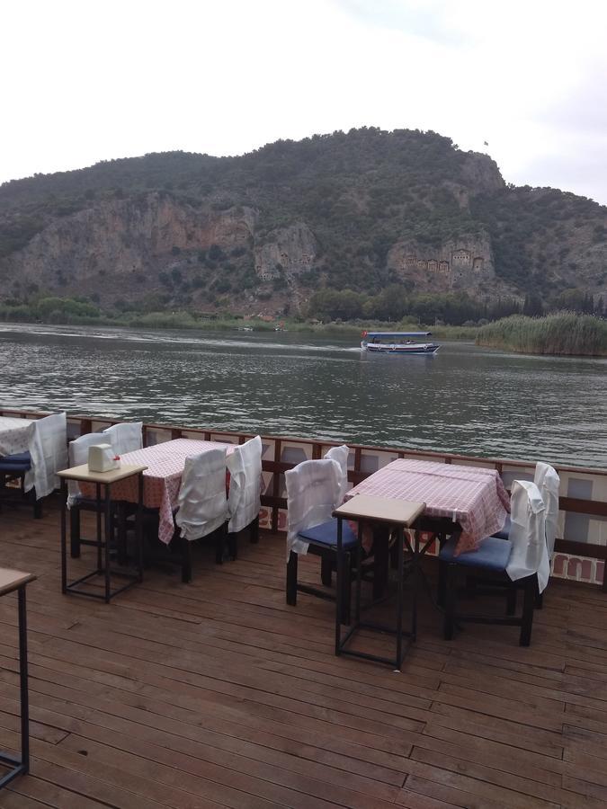 Holiday Hotel Далян Екстериор снимка